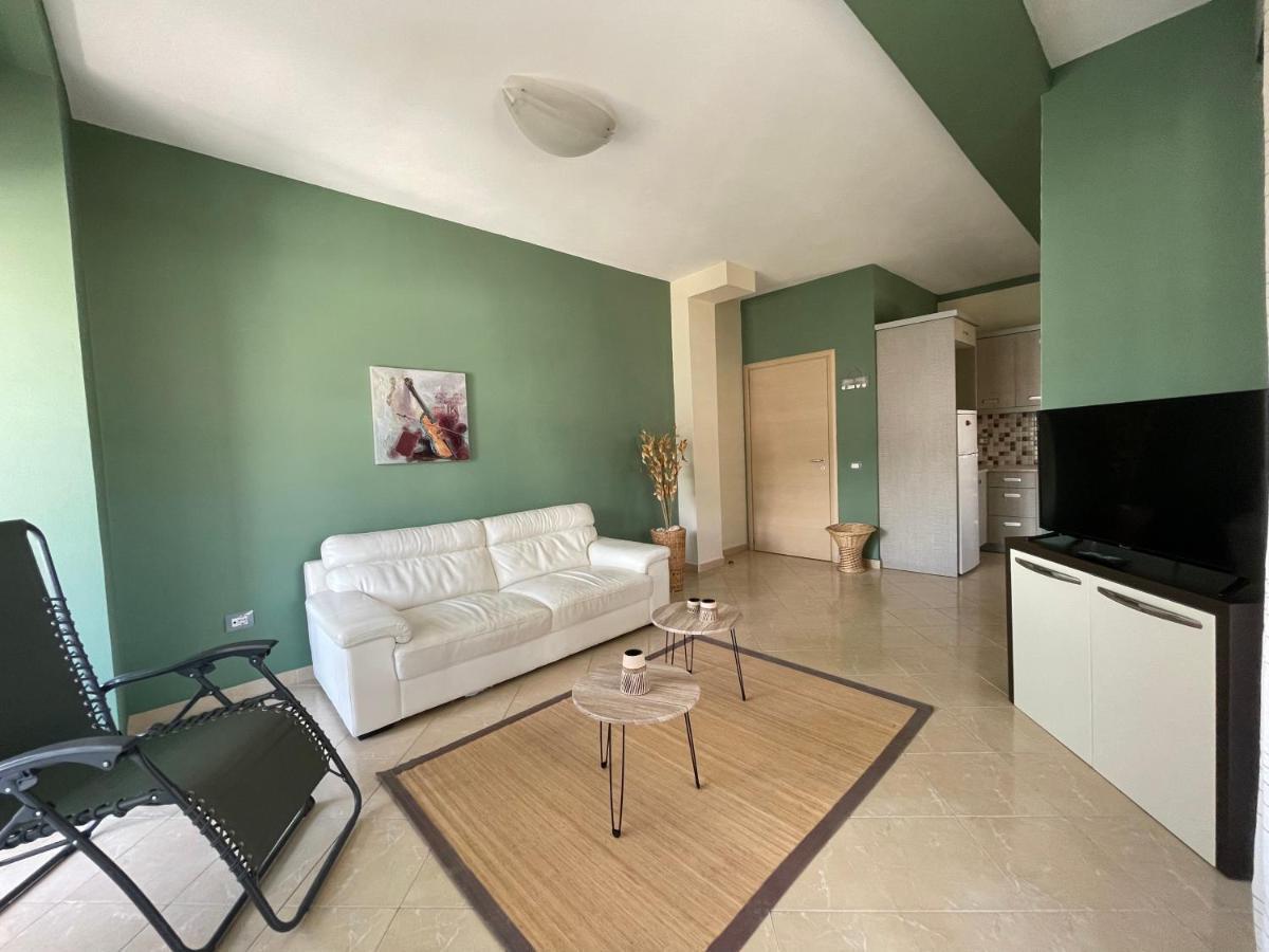 Ola Apartament 2 ساراندا المظهر الخارجي الصورة